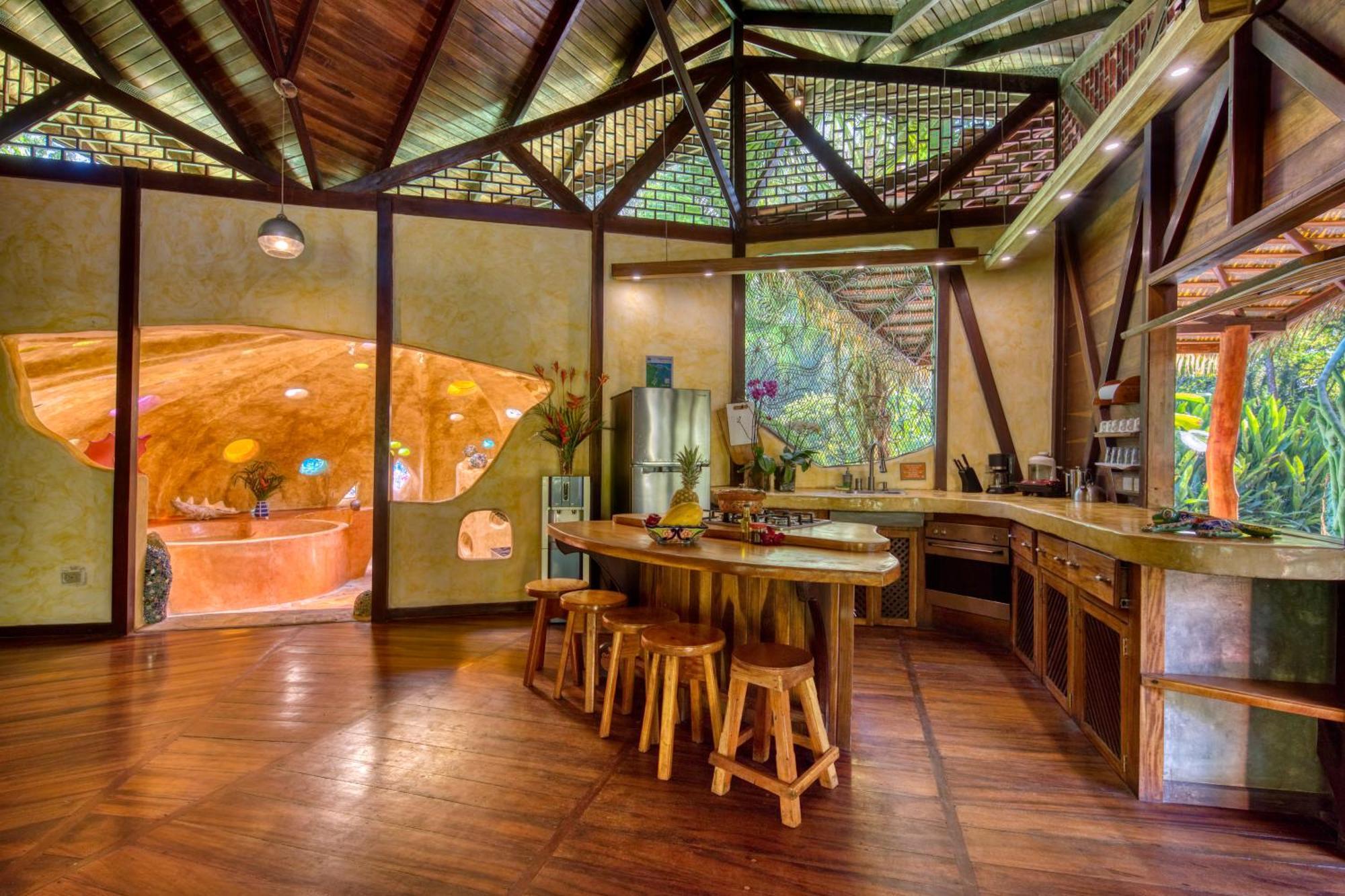 Puerto Viejo de Talamanca Tree House Beachfront Lodge מראה חיצוני תמונה