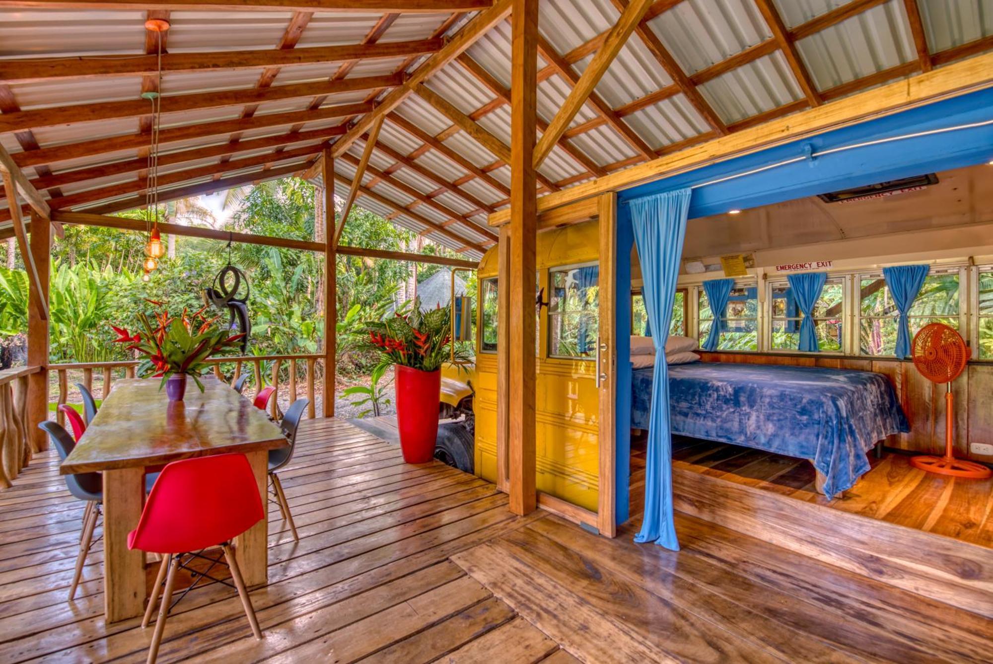 Puerto Viejo de Talamanca Tree House Beachfront Lodge מראה חיצוני תמונה