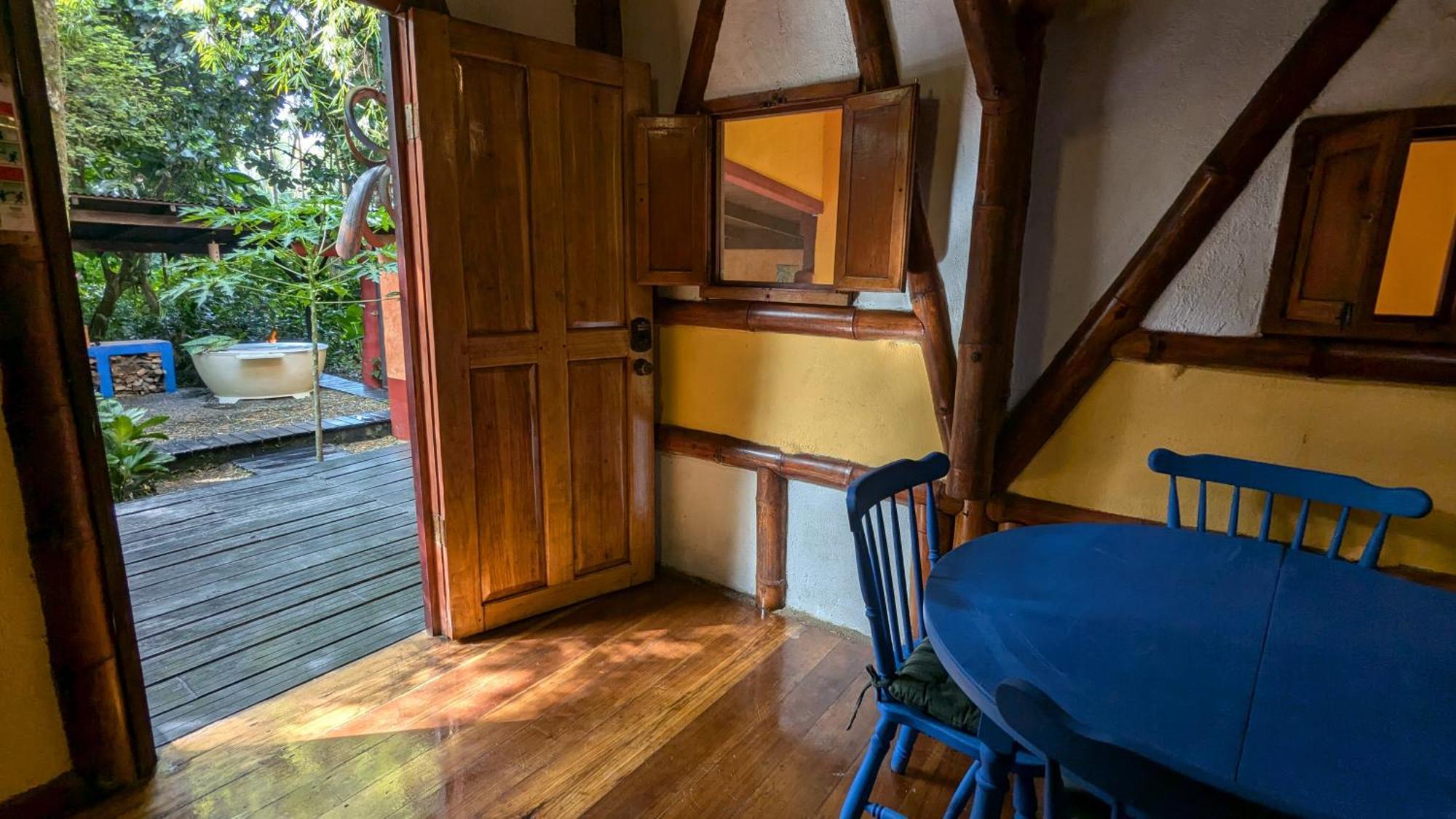 Puerto Viejo de Talamanca Tree House Beachfront Lodge מראה חיצוני תמונה