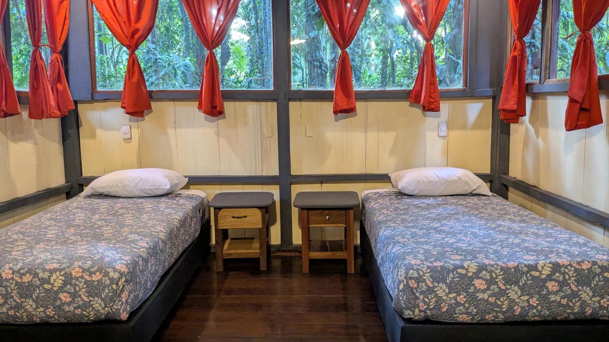 Puerto Viejo de Talamanca Tree House Beachfront Lodge מראה חיצוני תמונה